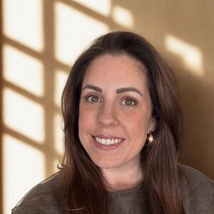 Meet your Posher, Leena